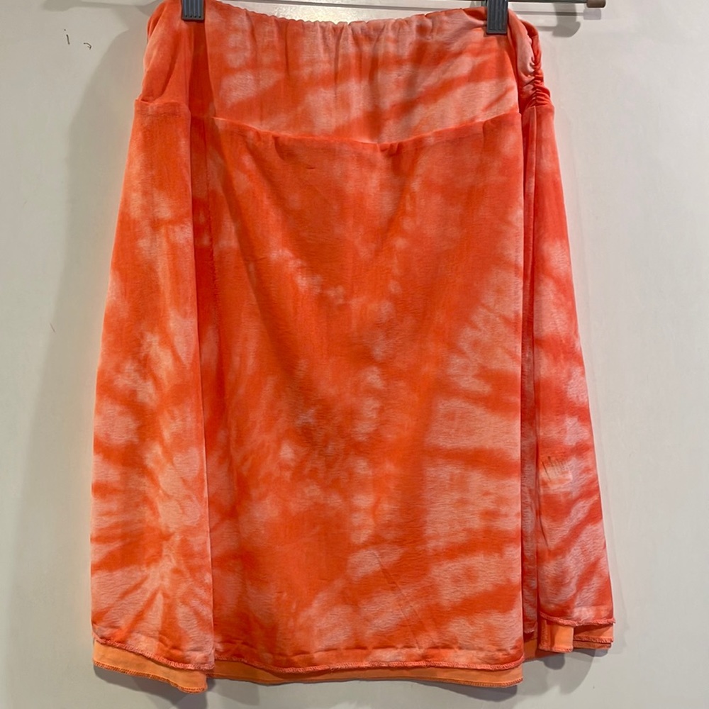 Reversible athletic skirt